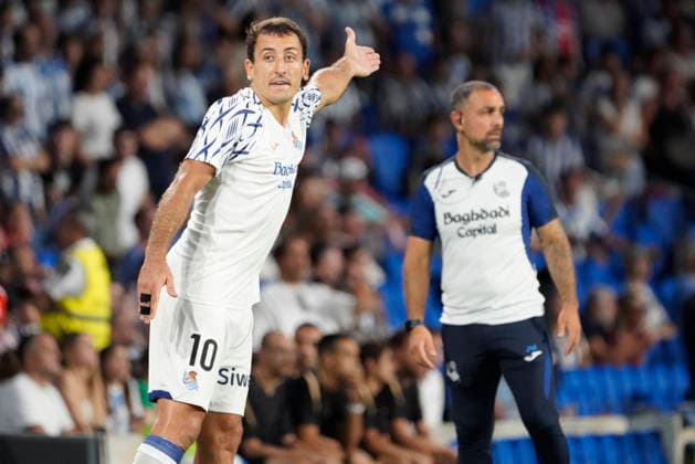 Mikel Oyarzabal of Real Sociedad seen in action during the La Liga EA Sports football match between Real Sociedad and RCD Espanyol de Barcelona at Estadio Anoeta on August 29, 2026 in San Sebastian, Spain. (Mickael Ducint Ball Raw Images) San Sebastian Estadio Anoeta Spain Copyright: xMickaelxDucintx mickaelducint_RealSociedad_Espanyol415