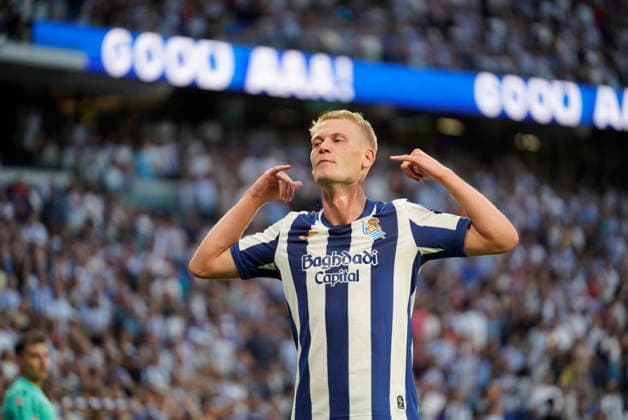 Orri Oskarsson of Real Sociedad seen in action during the La Liga EA Sports football match between Real Sociedad and RCD Espanyol de Barcelona at Estadio Anoeta on August 29, 2026 in San Sebastian, Spain. (Mickael Ducint Ball Raw Images) San Sebastian Estadio Anoeta Spain Copyright: xMickaelxDucintx mickaelducint_RealSociedad_Espanyol421