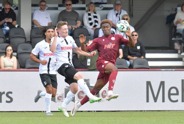 August 29, 2026, GER, Soccer, 3rd Division, 2026–2027 Season, Matchday 3, Sportclub Arena, Verl SC Verl vs. Fortuna Köln 3–2, Dennis Waidner (SC Verl, left) vs. Romeo Aigbekaen (Fortuna Köln), action, duel, tackle