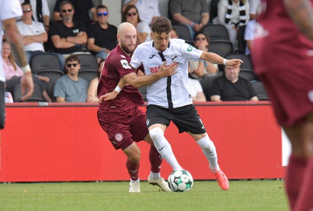 August 29, 2026, GER, Soccer, 3rd Division, 2026–2027 Season, Matchday 3, Sportclub Arena, Verl SC Verl vs. Fortuna Köln 1–2 Bilal Yalcinkaya (SC Verl), on the right against Adrian Stanlewicz (Fortuna Köln), action, duel, tackle