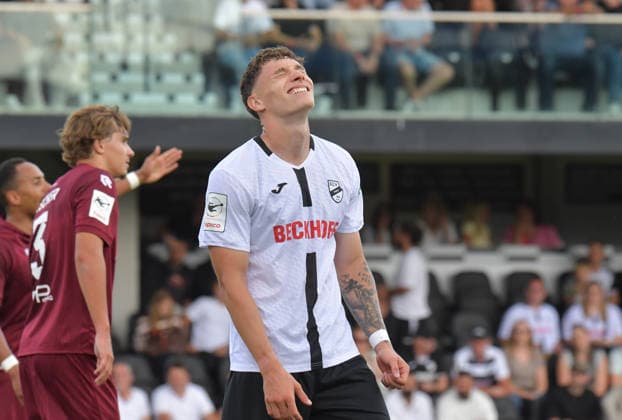 August 29, 2026, Germany, Soccer, 3rd Division, 2026–2027 Season, Matchday 3, Sportclub Arena, Verl SC Verl vs. Fortuna Köln 1–2, Tim Heike (SC Verl), Action, Single Frame, Landscape, Facial Expressions, Gestures, Disappointed, Disappointment