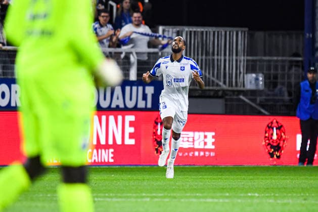 FOOTBALL : AJ Auxerre vs SCO Angers - Ligue 1 - JournÃ e 2 - 29 08 2026 Joie des joueurs de l™AJ Auxerre aprÃ s le but de Remy Labeau Lascary (AJ Auxerre) AuxerreFrance  Copyright: xBaptistexAutissierx