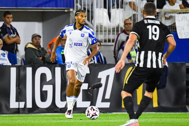 FOOTBALL : AJ Auxerre vs SCO Angers - Ligue 1 - JournÃ e 2 - 29 08 2026 Clement Akpa (AJ Auxerre) AuxerreFrance  Copyright: xBaptistexAutissierx