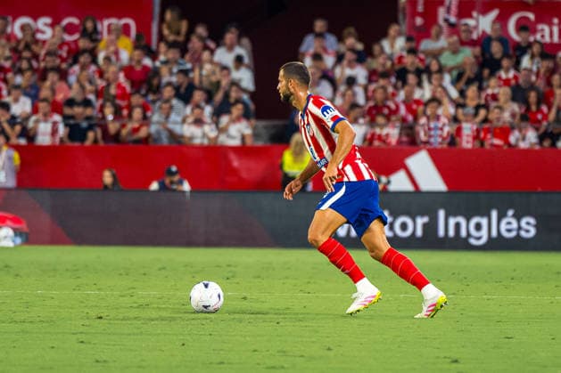 ESP LaLiga EA Sports Sevilla FC vs. Atlético de Madrid David Hancko of Atlético de Madrid during the LaLiga EA Sports match between Sevilla FC and Atlético de Madrid, played at the Ramón Sánchez Pizjuán Stadium in Seville on August 29, 2026, in Spain. Spanish Soccer Copyright: xAgenciaxLOFx