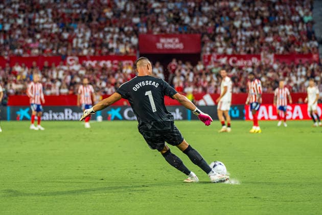 ESP LaLiga EA Sports Sevilla FC vs. Atlético de Madrid: Odysseas Vlachodimos of Sevilla during the LaLiga EA Sports match between Sevilla FC and Atlético de Madrid, played at the Ramón Sánchez Pizjuán Stadium in Seville on August 29, 2026, in Spain. Spanish Soccer Copyright: xAgenciaxLOFx