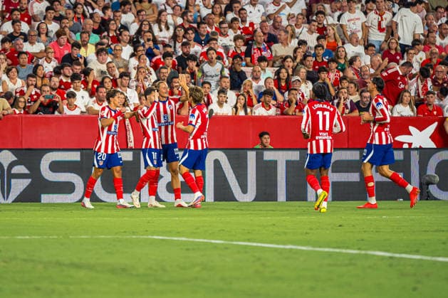 ESP LaLiga EA Sports: Sevilla FC vs. Atlético de Madrid — Alex Baena of Atlético de Madrid scores a goal and celebrates during the LaLiga EA Sports match between Sevilla FC and Atlético de Madrid, played at the Ramón Sánchez Pizjuán Stadium in Seville on August 29, 2026, in Spain. Spanish Soccer Copyright: xAgenciaxLOFx