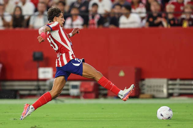 ESP: Sevilla FC - Atletico de Madrid. La Liga EA Sports. Matchday 3 Giuliano Simeone of Atletico de Madrid during the La Liga EA Sports match between Sevilla FC and Atletico de Madrid played at Ramon Sanchez Pizjuan Stadium on August 29, 2026 in Sevilla, Spain. kpng Copyright: xAntonioxPozox xPRESSINPHOTOx AP_2627_SEV_ATM_044