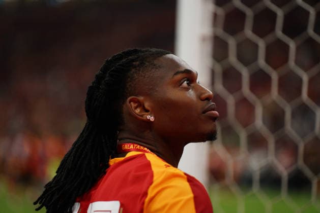 August 30, 2026, Sariyer, Istanbul, Turkey: Rafael Leao (C), a new signing for Galatasaray, looks on after the Turkish Super League 2026 27 match between Galatasaray and Goztepe at the Ali Sami Yen Sports Complex RAMS Park Stadium in Istanbul, Turkey, on August 29, 2026. Sariyer Turkey - ZUMAu194 20260830_zip_u194_017 Copyright: xTolgaxUluturkx