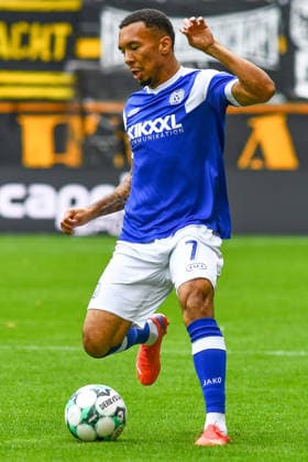 Oliver Schmitt, SV Meppen, 7 with the ball, game scene, cutout, full-body, single frame, action, 08 29 2026, Aachen, Germany, soccer, 3rd Division, TSV Alemannia Aachen vs. SV Meppen, soccer, 3rd Division, TSV Alemannia Aachen vs. SV Meppen, DFB and DFL regulations prohibit any use of photographs as image sequences and or quasi-video xmhx