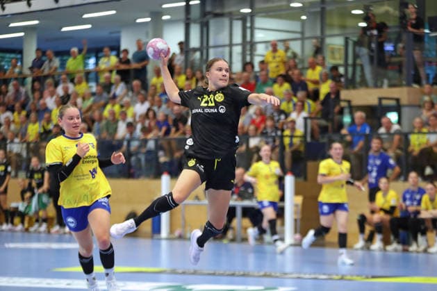 Handball, Alsco HBF1: HC Leipzig vs. Borussia Dortmund, August 29, 2026. Merel Freriks (20) of Borussia Dortmund breaks away from HC Leipzig and shoots on goal. Alsco Women’s Handball Bundesliga (HBF1), 2026–2027 season, Matchday 1: HC Leipzig vs. Borussia Dortmund on August 29, 2026, at the Markranstädt Sports Center Copyright: xBEAUTIFULxSPORTS JanxKaeferx
