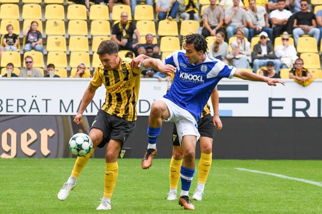 From left: Danilo Wiebe (Alemannia Aachen), 28; Niclas Nadj (SV Meppen), 40; tackle, duel, dynamic, action, August 29, 2026, Aachen, Germany; soccer, 3rd Division, TSV Alemannia Aachen vs. SV Meppen, soccer, 3rd Division, TSV Alemannia Aachen vs. SV Meppen, DFB and DFL regulations prohibit any use of photographs as image sequences and or quasi-video xmhx