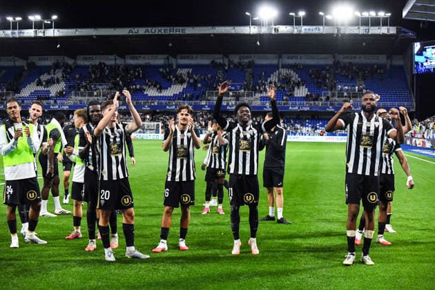 FOOTBALL : AJ Auxerre vs SCO Angers - Ligue 1 - JournÃ e 2 - 29 08 2026 Joie des joueurs du SCO d™Angers apres la victoire contre l™AJ Auxerre AuxerreFrance  Copyright: xBaptistexAutissierx