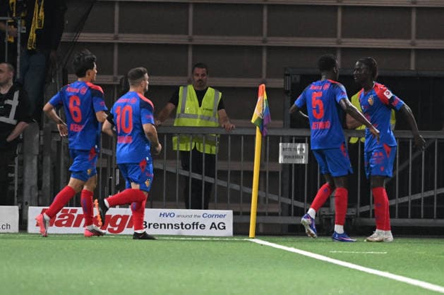 BERN, SWITZERLAND, AUGUST 29: Players from FC Basel celebrate Asane Sow’s goal, making the score 2–2, during the Swiss Super League match between BSC Young Boys and FC Basel 1893 at Wankdorf Stadium on August 29, 2026, in Bern, Switzerland. Bern, Wankdorf Stadium, Bern, Switzerland Copyright: xJustPictures.ch ManuelxWinterbergerx jp-en-EuSpIm-MWI_2801