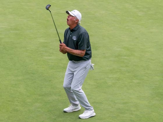 GRAND BLANC, MI - AUGUST 29: Bo van Pelt of United States of America reacts after missing a putt on the 17th green during the second round of the PGA, Golf Herren TOUR Champions The Ally Challenge on August 29, 2026, at Warwick Hills Golf and Country Club in Grand Blanc, Michigan. (Photo by Joseph Weiser Icon Sportswire) GOLF: AUG 29 PGA TOUR Champions The Ally Challenge EDITORIAL USE ONLY Icon260829028