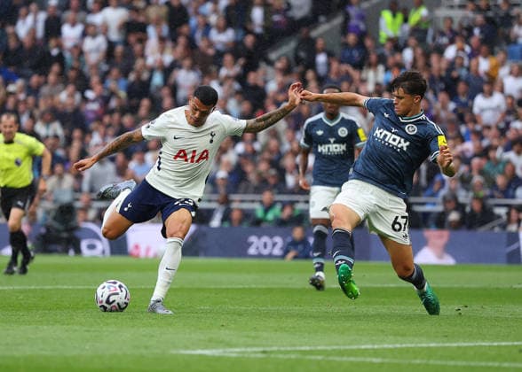 29th August 2026; Tottenham Hotspur Stadium, London, England; Premier League Football, Tottenham Hotspur versus Newcastle United; Pedro Porro of Tottenham Hotspur under pressure from Lewis Miley of Newcastle United JohnxPatrickxFletcher