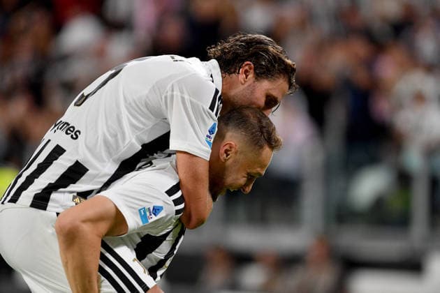 SOCCER - Serie A - Juventus FC vs. Parma Calcio Photo by IPA ABACAPRESS.COM87913624 - Teun Koopmeiners of Juventus FC celebrates after scoring a goal, alongside Manuel Locatelli of Juventus FC, during the 2026 27 Serie A match between Juventus FC and Parma Calcio at Allianz Stadium on August 29, 2026, in Turin, Italy — Photo by Giuliano Marchisciano Turin Italy  Copyright: xIPAxSport ABACAx