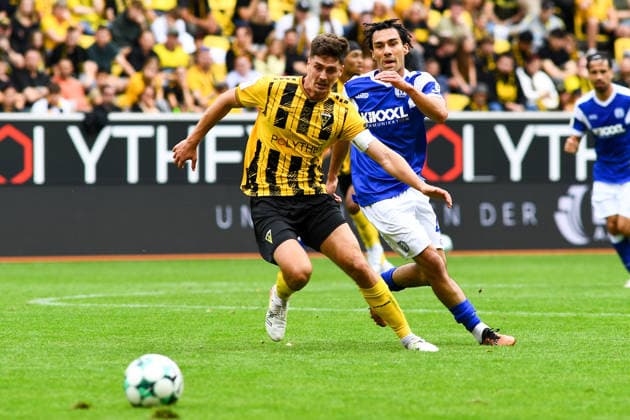 From left: Danilo Wiebe (Alemannia Aachen), 28; Niclas Nadj (SV Meppen), 40; tackle, duel, dynamic, action, August 29, 2026, Aachen, Germany; soccer, 3. Liga, TSV Alemannia Aachen vs. SV Meppen, soccer, 3rd Division, TSV Alemannia Aachen vs. SV Meppen, DFB and DFL regulations prohibit any use of photographs as image sequences and or quasi-video xmhx