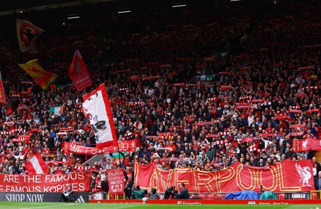 Liverpool fans Liverpool v Nottingham Forest, Premier League Football, Football, Anfield, Liverpool, UK - 29 Aug 2026Liverpool Anfield United Kingdom EDITORIAL USE ONLY No use with unauthorised audio, video, data, fixture lists, club league logos or live services. Online in-match use limited to 120 images, no video emulation. No use in betting, games or single club league player publications. Copyright: xMattxWest Shutterstockx 17118964ba