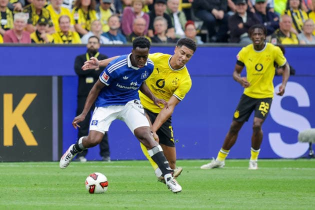 29.08.2026, xgrfx, Fussball 1.Bundesliga, Borussia Dortmund - Hamburger SV v.l. Albert Sambi Lokonga (Hamburger SV), Jobe Bellingham (Borussia Dortmund) (DFL DFB REGULATIONS PROHIBIT ANY USE OF PHOTOGRAPHS as IMAGE SEQUENCES and or QUASI-VIDEO) Dortmund *** August 29, 2026, xgrfx, Soccer, Bundesliga 1, Borussia Dortmund vs. Hamburger SV, Albert Sambi Lokonga (Hamburger SV), Jobe Bellingham (Borussia Dortmund). DFL and DFB regulations prohibit any use of photographs as image sequences and or quasi-video. Dortmund