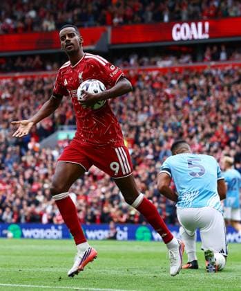 Alexander Isak of Liverpool celebrates scoring a goal to make it 1-1 Liverpool v Nottingham Forest, Premier League Football, Football, Anfield, Liverpool, UK - 29 Aug 2026Liverpool Anfield United Kingdom EDITORIAL USE ONLY No use with unauthorised audio, video, data, fixture lists, club league logos or live services. Online in-match use limited to 120 images, no video emulation. No use in betting, games or single club league player publications. Copyright: xMattxWest Shutterstockx 17118964bf