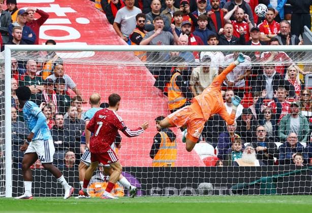 Nottingham Forest goalkeeper Matz Sels makes a save from Florian Wirtz of Liverpool Liverpool v Nottingham Forest, Premier League Football, Football, Anfield, Liverpool, UK - 29 Aug 2026Liverpool Anfield United Kingdom EDITORIAL USE ONLY No use with unauthorised audio, video, data, fixture lists, club league logos or live services. Online in-match use limited to 120 images, no video emulation. No use in betting, games or single club league player publications.  Copyright: xMattxWest Shutterstockx 17118964cd