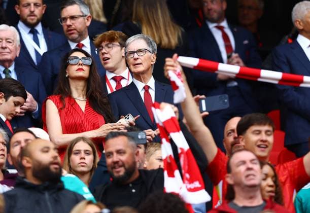Liverpool principal owner John W Henry with their wife Linda Pizzuti Liverpool v Nottingham Forest, Premier League Football, Football, Anfield, Liverpool, UK - 29 Aug 2026Liverpool Anfield United Kingdom EDITORIAL USE ONLY No use with unauthorised audio, video, data, fixture lists, club league logos or live services. Online in-match use limited to 120 images, no video emulation. No use in betting, games or single club league player publications.  Copyright: xMattxWest Shutterstockx 17118964bq