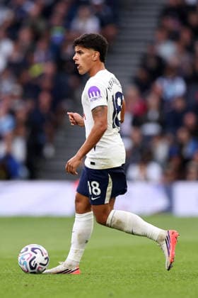 London, England, 29th August 2026. Mateus Fernandes of Tottenham Hotspur during the Tottenham Hotspur vs Newcastle United Premier League match at the Tottenham Hotspur Stadium, London. Picture credit should read: David Klein Sportimage EDITORIAL USE ONLY. No use with unauthorised audio, video, data, fixture lists, club league logos or live services. Online in-match use limited to 120 images, no video emulation. No use in betting, games or single club league player publications. SPI_212_DK_Spurs_Newcastle SPI-4941-0210