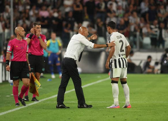 SOCCER - Serie A - Juventus FC vs. Parma Calcio Photo by IPA ABACAPRESS.COM87915339 - Luciano Spalletti, manager of Juventus FC, and Zeki Mehmet Celik of Juventus FC during the 2026–27 Italian Serie A soccer match between Juventus FC and Parma Calcio on August 29, 2026, at Allianz Stadium in Turin, Italy. Photo by Nderim KACELI Turin Italy  Copyright: xIPAxSport ABACAx