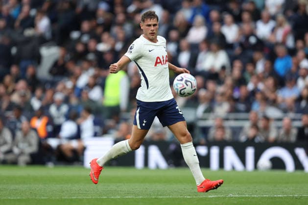Tottenham gegen Newcastle, 29. August 2026, London, Premier League, Fußball: Tottenham Hotspur gegen Newcastle United, Micky van de Ven von Tottenham Hotspur, Foto: Charlotte Wilson, Offside, London, Großbritannien  Copyright: xCharlottexWilsonx xOffsidexOffside