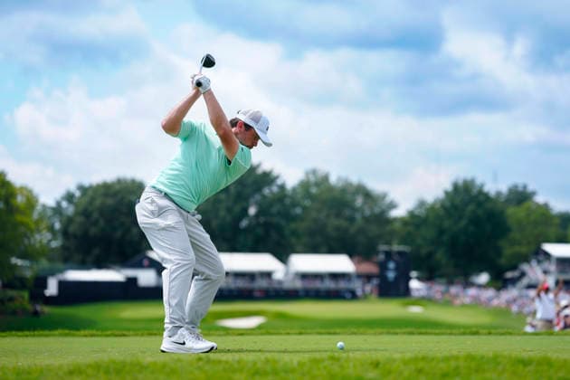 August 29, 2026, Atlanta, Georgia, USA: Alex Fitzpatrick (England) hits his tee shot on the 9th hole, during the third round at East Lake Golf Club. Atlanta USA - ZUMAd212 20260829_zsp_d212_005 Copyright: xRichardxDolex
