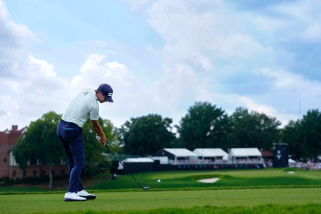 August 29, 2026, Atlanta, Georgia, USA: Alex Smalley (United States) hits his tee shot on the 9th hole, during the third round at East Lake Golf Club. Atlanta USA - ZUMAd212 20260829_zsp_d212_041 Copyright: xRichardxDolex