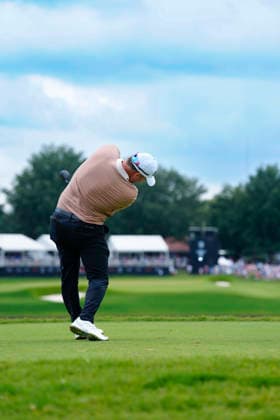 August 29, 2026, Atlanta, Georgia, USA: Ryan Fox (New Zealand) hits his tee shot on the 9th hole, during the third round at East Lake Golf Club. PGA, Golf Herren Tour TOUR Championship  - ZUMAd212 20260829_zsp_d212_080 Copyright: xRichardxDolex