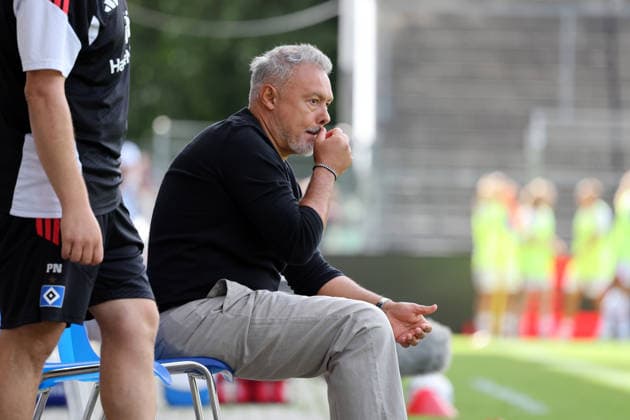 29.08.26 Frauen VfB Stuttgart - Hamburger SV Deutschland, Stuttgart, 29.08.2026, Fussball, Frauen, Bundesliga, Saison 2026 2027, VfB Stuttgart - Hamburger SV (2:1): Rodolfo Cardoso (Trainer Hamburger SV). *** August 29, 2026 Women s VfB Stuttgart vs. Hamburger SV Germany, Stuttgart, August 29, 2026, Soccer, Women s, Bundesliga, 2026–2027 Season, VfB Stuttgart vs. Hamburger SV 2–1 Rodolfo Cardoso, Coach, Hamburger SV