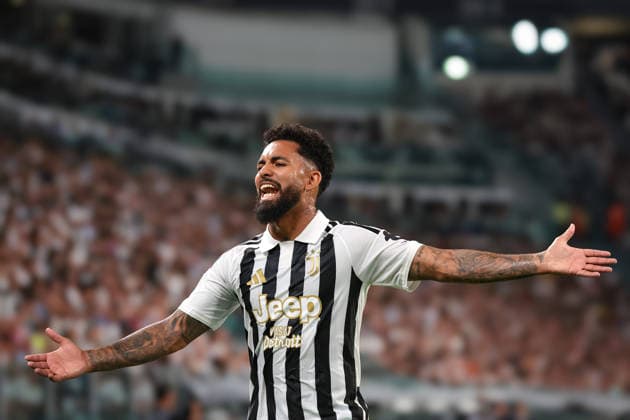 Juventus v Parma - Serie A - Allianz Stadium Turin, Italy, 29th August 2026. Douglas Luiz of Juventus reacts during the Juventus vs Parma Serie A match at Allianz Stadium, Turin. Picture credit should read: Jonathan Moscrop Turin Allianz Stadium Italy