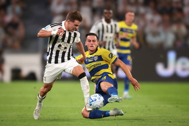 Juventus v Parma - Serie A - Allianz Stadium Turin, Italy, 29th August 2026. Emanuele Valeri of Parma Calcio challenges Francisco Conceicao of Juventus during the Juventus vs Parma Serie A match at Allianz Stadium, Turin. Picture credit should read: Jonathan Moscrop Turin Allianz Stadium Italy