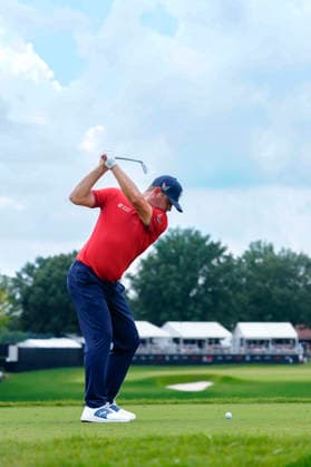 August 29, 2026, Atlanta, Georgia, USA: Gary Woodland (USA) hits his tee shot on the 9th hole, during the third round at East Lake Golf Club. PGA, Golf Herren Tour TOUR Championship  - ZUMAd212 20260829_zsp_d212_109 Copyright: xRichardxDolex