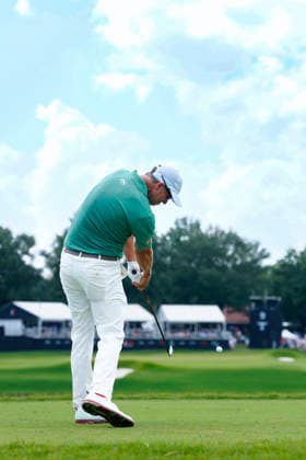 August 29, 2026, Atlanta, Georgia, USA: Adam Scott (Australia) hits his tee shot on the 9th hole, during the third round at East Lake Golf Club. Atlanta USA - ZUMAd212 20260829_zsp_d212_160 Copyright: xRichardxDolex