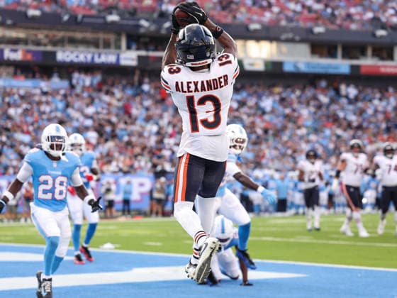 NFL, American Football Herren, USA 2026: Bears Vs Titans AUG 29 Aug 29, 2026; Nashville, Tennessee, USA; Chicago Bears wide receiver Maurice Alexander (13) catches a pass for a touchdown during the NFL preseason game between the Chicago Bears and the Tennessee Titans at Nissan Stadium (Nashville). Mandatory Credit: Stephen Furst-Cal Media (Credit Image: Â Stephen Furst Cal Sport Media) Nashville Tennessee USA EDITORIAL USE ONLY Copyright: xx ZUMA-20260829_zma_c04_090.jpg StephenxFurstx csmphotothree515298