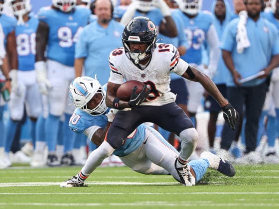NFL, American Football Herren, USA 2026: Bears Vs Titans AUG 29 Aug 29, 2026; Nashville, Tennessee, USA; Chicago Bears wide receiver Maurice Alexander (13) tries to escape the tackle from Tennessee Titans defensive back Kendell Brooks (30) during the NFL preseason game between the Chicago Bears and the Tennessee Titans at Nissan Stadium (Nashville). Mandatory Credit: Stephen Furst-Cal Media (Credit Image: Â Stephen Furst Cal Sport Media) Nashville Tennessee USA EDITORIAL USE ONLY Copyright: xx ZUMA-20260829_zma_c04_089.jpg StephenxFurstx csmphotothree515299