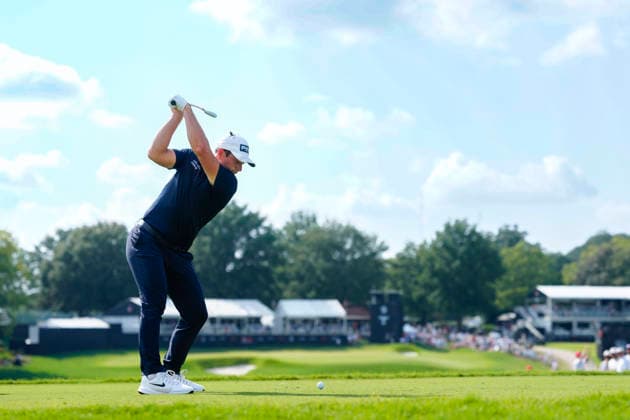 August 29, 2026, Atlanta, Georgia, USA: Viktor Hovland (Norway) hits his tee shot on the 9th hole, during the third round at East Lake Golf Club. PGA, Golf Herren Tour TOUR Championship  - ZUMAd212 20260829_zsp_d212_126 Copyright: xRichardxDolex