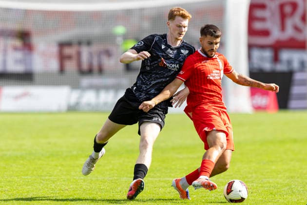 Regionalliga Nordost: FC Rot Weiß Erfurt vs. BFC Preussen Erfurt, August 29, 2026; Sofiane Ikene 4 (FC Rot Weiß Erfurt) vs. Nikolas Frank 30 (BFC Preussen); Regionalliga Nordost: FC Rot Weiß Erfurt vs. BFC Preussen, Steigerwaldstadion, Erfurt, August 29, August 29, 2026 Copyright: xBEAUTIFULxSPORTS Duehringx