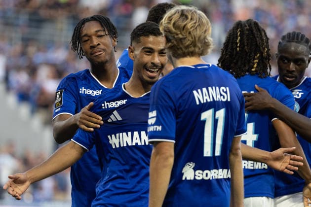 strasbourg celebrating seen during Ligue 1 26 27 game between teams of RSC Strasbourg and RC Lens at Stade de la Meinau (Benjamin Faes Ball Raw Images) Strasbourg Stade de la Meinau France Copyright: xBenjaminxFaesx 0W4A6697