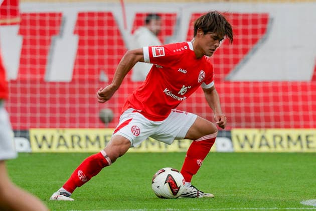Im Bild: Kaishu Sano (FSV Mainz 05, 6) am Ball 29.08.2026, FSV Mainz 05 - SC Paderborn 07, 1. Bundesliga, 1. Spieltag, Deutschland, Mainz, MEWA Arena, DFL REGULATIONS PROHIBIT ANY USE OF PHOTOGRAPHS AS IMAGE SEQUENCES AND OR QUASI-VIDEO. *** Pictured: Kaishu Sano of FSV Mainz 05, No. 6 with the ball, August 29, 2026, FSV Mainz 05 vs. SC Paderborn 07, Bundesliga 1, Matchday 1, Germany, Mainz, MEWA Arena, DFL REGULATIONS PROHIBIT ANY USE OF PHOTOGRAPHS AS IMAGE SEQUENCES AND OR QUASI-VIDEO Copyright: HMBxMedia xJulienxBecker