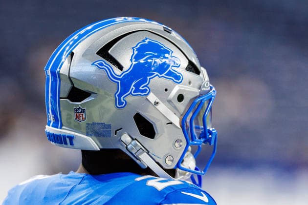 Aug 29, 2026; Indianapolis, Indiana, USA; Detroit Lions running back Jabari Small (26) during pregame of NFL, American Football Herren, USA preseason game action against the Indianapolis Colts at Lucas Oil Stadium. Mandatory Credit: -Cal Media NFL 2026: Lions Vs Colts AUG 29  - ZUMAc04_ 20260829_zma_c04_164 Copyright: xJohnxMersitsx