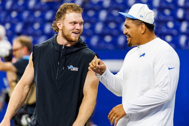 Aug 29, 2026; Indianapolis, Indiana, USA; Detroit Lions defensive lineman Aidan Hutchinson (97) and Detroit Lions offensive lineman Penei Sewell (58) during pregame of NFL, American Football Herren, USA preseason game action against the Indianapolis Colts at Lucas Oil Stadium. Mandatory Credit: -Cal Media NFL 2026: Lions Vs Colts AUG 29  - ZUMAc04_ 20260829_zma_c04_179 Copyright: xJohnxMersitsx