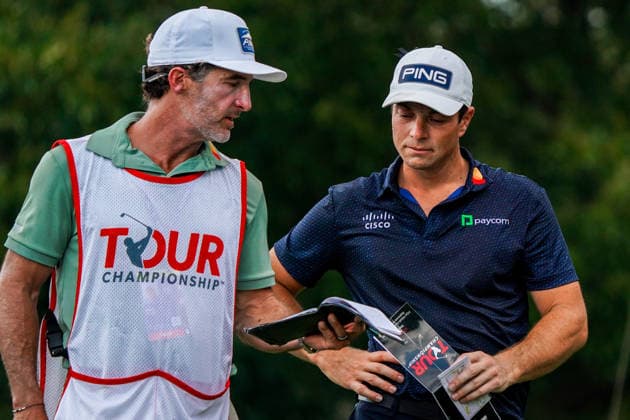 August 29, 2026, Atlanta, Georgia, USA: Viktor Hovland (NOR)(L) and his caddie, Shay Knight wait on the 2nd tee during the third round of the 2026 TOUR Championship at East Lake Golf Club. Atlanta USA - ZUMAw109 20260829_fap_w109_018 Copyright: xDebbyxWongx