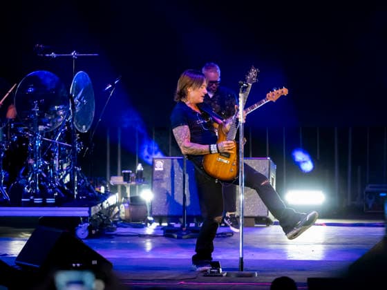 GRAND BLANC, MI - AUGUST 29: Country Music Artist Keith Urban performs after the second round of the PGA, Golf Herren TOUR Champions The Ally Challenge on August 29, 2026, at Warwick Hills Golf and Country Club in Grand Blanc, Michigan. (Photo by Joseph Weiser Icon Sportswire) GOLF: AUG 29 PGA TOUR Champions The Ally Challenge EDITORIAL USE ONLY Icon260829052