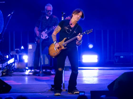 GRAND BLANC, MI - AUGUST 29: Country Music Artist Keith Urban performs after the second round of the PGA, Golf Herren TOUR Champions The Ally Challenge on August 29, 2026, at Warwick Hills Golf and Country Club in Grand Blanc, Michigan. (Photo by Joseph Weiser Icon Sportswire) GOLF: AUG 29 PGA TOUR Champions The Ally Challenge EDITORIAL USE ONLY Icon260829053