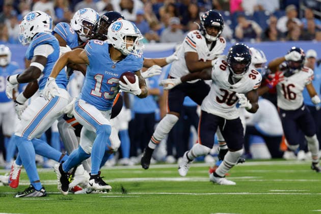 NASHVILLE, TN - AUGUST 29: Tennessee Titans wide receiver Hank Beatty (13) runs the ball on a kickoff return during a preseason game between the Tennessee Titans and Chicago Bears, August 29, 2026 at Nissan Stadium in Nashville, Tennessee. (Photo by Matthew Maxey Icon Sportswire) NFL, American Football Herren, USA AUG 29 Bears at Titans EDITORIAL USE ONLY Icon260829034