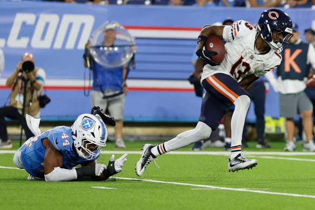NASHVILLE, TN - AUGUST 29: Chicago Bears wide receiver Maurice Alexander (13) runs past the diving tackle attempt of Tennessee Titans linebacker Mohamoud Diabate (44) during a preseason game between the Tennessee Titans and Chicago Bears, August 29, 2026 at Nissan Stadium in Nashville, Tennessee. (Photo by Matthew Maxey Icon Sportswire) NFL, American Football Herren, USA AUG 29 Bears at Titans EDITORIAL USE ONLY Icon260829048